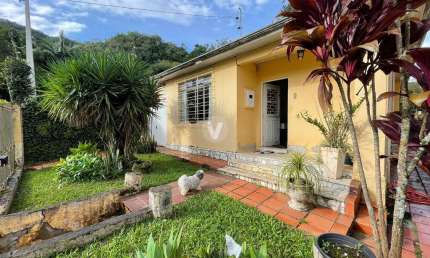 Casa com 2 quartos à venda na Rua Raul Soveral, 10, Nossa Senhora do Perpétuo Socorro, Santa Maria