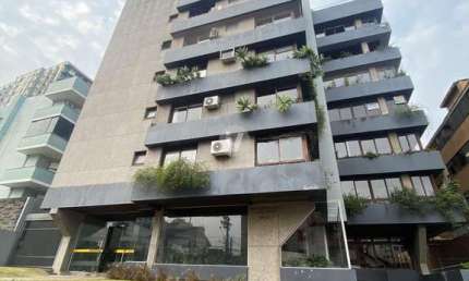 Apartamento 02 dormitórios (sendo 01 suíte) + dependência completa - Próximo do