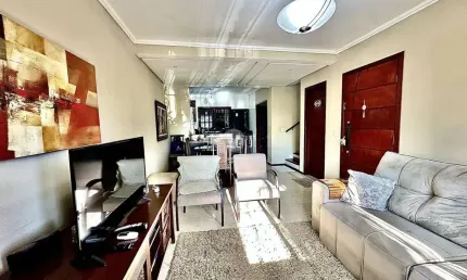 Casa com 3 quartos à venda na Rua Angelin Bortholuzzi, 400, Camobi, Santa Maria