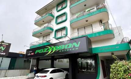 Apartamento de três dormitórios, Avenida Nossa Senhora das Dores, bairro Nossa S