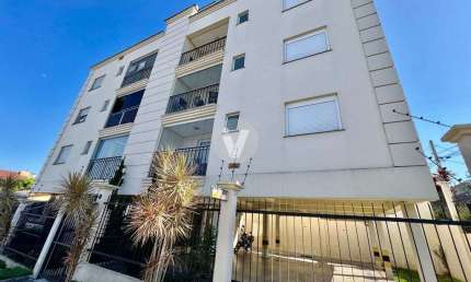 Apartamento 2 dormitórios semi-mobiliado (sendo 01 suíte) no Bairro Lourdes LOCA