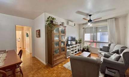 Apartamento central com 3 dormitórios sendo 1 suíte!