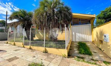 Casa com 3 quartos à venda na Rua Dom Atalício T. Pithan, 45, Lorenzi, Santa Maria