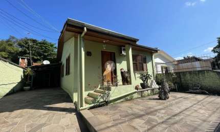 Casa com 3 quartos à venda na Rua Osvaldo Aranha, 109, Nossa Senhora de Lourdes, Santa Maria