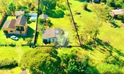 Propriedade na beira da BR 287, com 3.500 m² terreno.