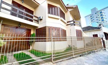 Casa com 4 quartos à venda na Rua São Francisco, 427, Nossa Senhora do Rosário, Santa Maria