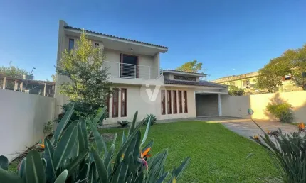 Casa com 4 quartos à venda na Avenida João Machado Soares, 3294, Camobi, Santa Maria