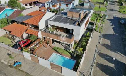 Casa com 3 quartos à venda na Agrimensor João Alves dos Santos, 135, Camobi, Santa Maria, 294 m2 por R$ 2.399.000