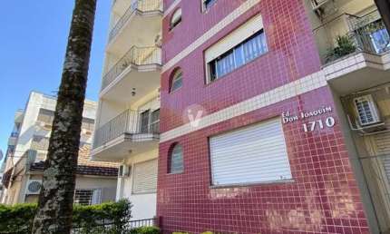 Cobertura de 05 dormitórios e 02 vagas de garagem no Bairro Fátima!