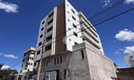Apartamento de 2 dormitórios com suíte no Bairro Camobi