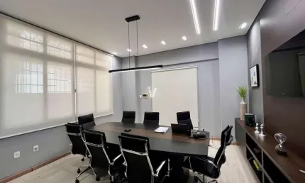 Sala comercial Central com bonificação de 50% nos 6 primeiros meses!