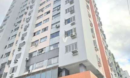 Apartamento 2 dormitórios com garagem, bairro centro, Santa Maria RS