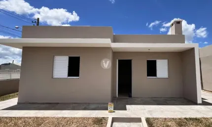 Casa 2 dormitórios com suíte, lareira e churrasqueira