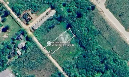 Terreno a venda com 1.400 m2, 20 x70 no bairro Diácono João Luiz Pozzobom.