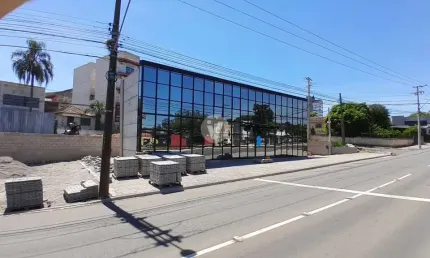 Pavilhão novo para locação, Av. Walter Jobim, Bairro Patronato, Santa Maria/RS
