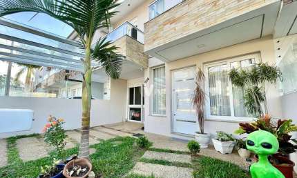Residencial Dona Ester, linda casa semi-mobiliada de 3 dormitórios(sendo 1 suíte