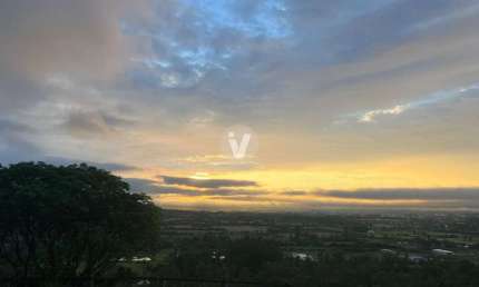 Chácara com 2 hectares, duas casas e vista panorâmica no KM3