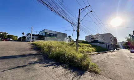 Terreno à venda na Rua Namem José Curi, Nossa Senhora de Lourdes, Santa Maria