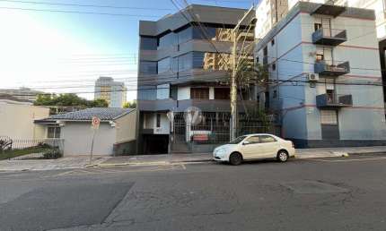 Apartamento super central 4 dormitórios com 3 vagas de garagem