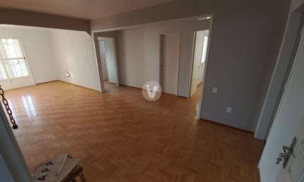 Apartamento com 3 dormitórios e 1 suíte no centro de Restinga Seca
