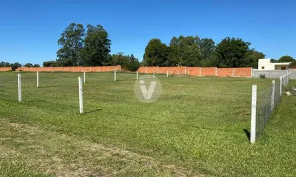 Terreno em condomínio fechado à venda na Estrada Pedro Fernandes da Silveira, 00, Camobi, Santa Maria