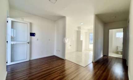 Apartamento Camobi em condomínio com infraestrutura