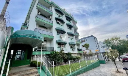 Ap reformado 2 dormitórios, sacada, garagem em frente ao Colégio Sant'Anna e UFN