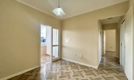 Apartamento dois dormitórios com box de garagem no bairro Camobi.