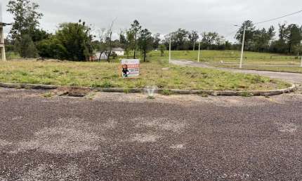 Terreno à venda na Estrada Eduardo Duarte, 00, Tomazetti, Santa Maria