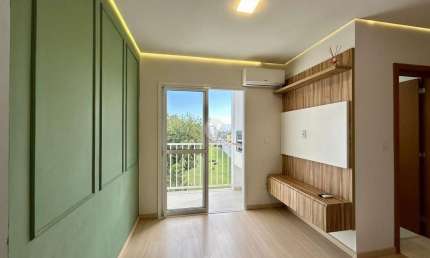 Apartamento com 2 dormitórios, sacada com churrasqueira e vaga de garagem
