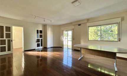 Apartamento 3 dormitórios com amplo espaço no centro de Santa Maria
