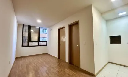 Apartamento 01 dormitório, semimobiliado e com box de garagem no centro!