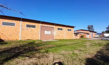 Pavilhão com 496,60m² na faixa nova de Camobi, RST 287, em local estratégico!