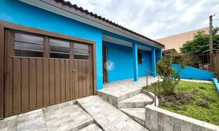 Casa para venda e locação na bairro Tancredo Neves.