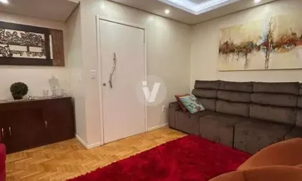 Amplo apto de 3 dormitórios, localizado no bairro Camobi