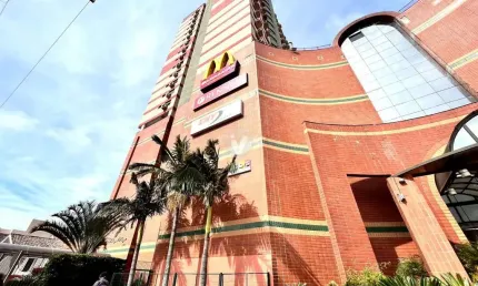 Loja térrea à venda, localizada no royal plaza shopping