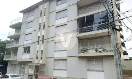 Amplo apartamento de 3 dormitórios, localizado no bairro menino jesus