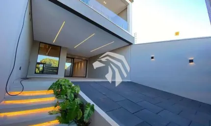 Sobrado com 3 dormitórios à venda, 268 m² por R$ 1.650.000,00 - Claudete - Cascavel/PR