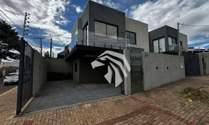 Sobrado com 3 dormitórios à venda, 125 m² por R$ 670.000,00 - Canadá - Cascavel/PR