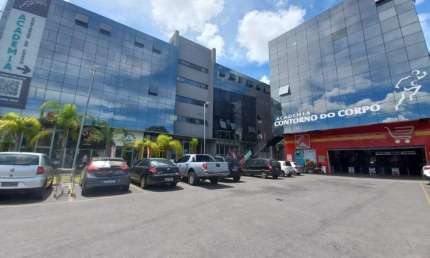 Salas comerciais em Lagoa Santa, no Lake Mall com vista definitiva da Lagoa Central.