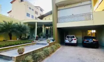 Casa com 4 dormitórios à venda, 375 m² por R$ 1.050.000,00 - Centro - Vespasiano/MG