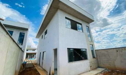 Casa com 3 quartos à venda no Várzea, Lagoa Santa 