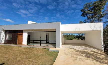 Casa no condomínio Vale do luar na cidade de  Jaboticatubas