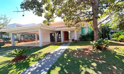 Casa com 04 quartos sendo 02 suítes á venda R$ 2.320.000 em Lagoa Santa-MG