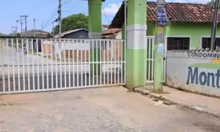 Terreno em condomínio fechado à venda na Estrada Ademar Ferreira Torres, Recanto dos Magalhães (Cabuçu), Itaboraí, 407 m2 por R$ 70.000
