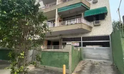 Apartamento com 2 quartos à venda na rua coronel camisão, cordovil, rio de janeiro, 65 m2 por r$ 240.000