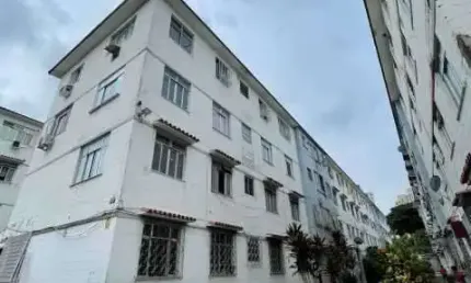 Apartamento com 3 quartos à venda na Estrada da Água Grande, Vista Alegre, Rio de Janeiro, 76 m2 por R$ 240.000
