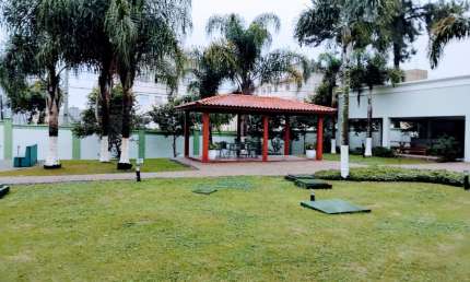 More Próximo ao Terminal Pinheirinho! Apartamento 2 Quartos (1 Suíte) a 8 Min do Terminal Pinheirinho!