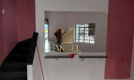 Sobrado Comercial para Locação ? 2 Andares | Rua Antônio de Barros