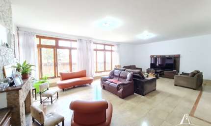 Vendo ou Alugo Belíssima Casa no Planalto Paulista com 300m²